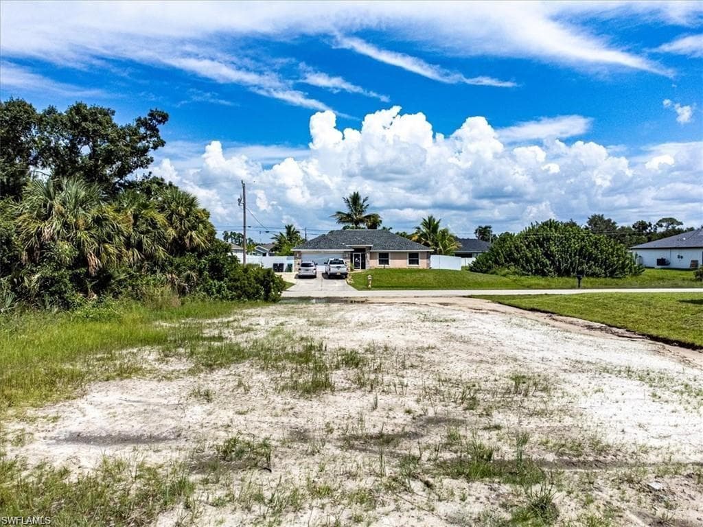 3134 NE 14th PL CAPE CORAL, FL 33909