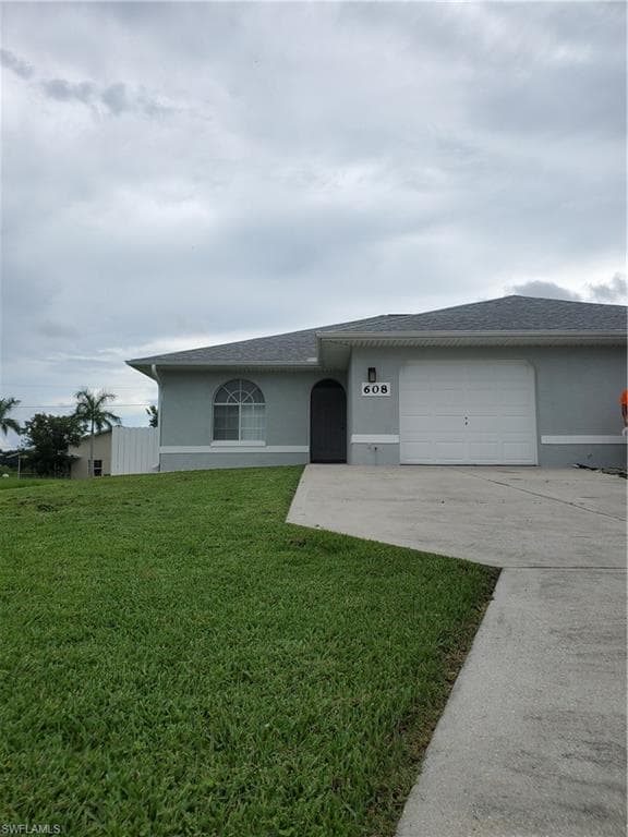 608 SE 9th ST CAPE CORAL, FL 33990