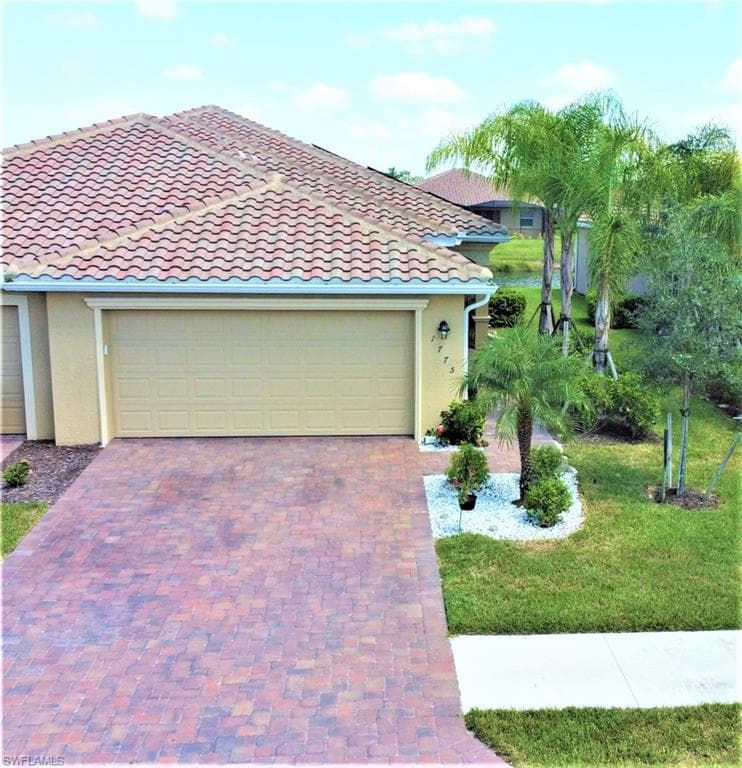 1775 Alameda DR NAPLES, FL 34120