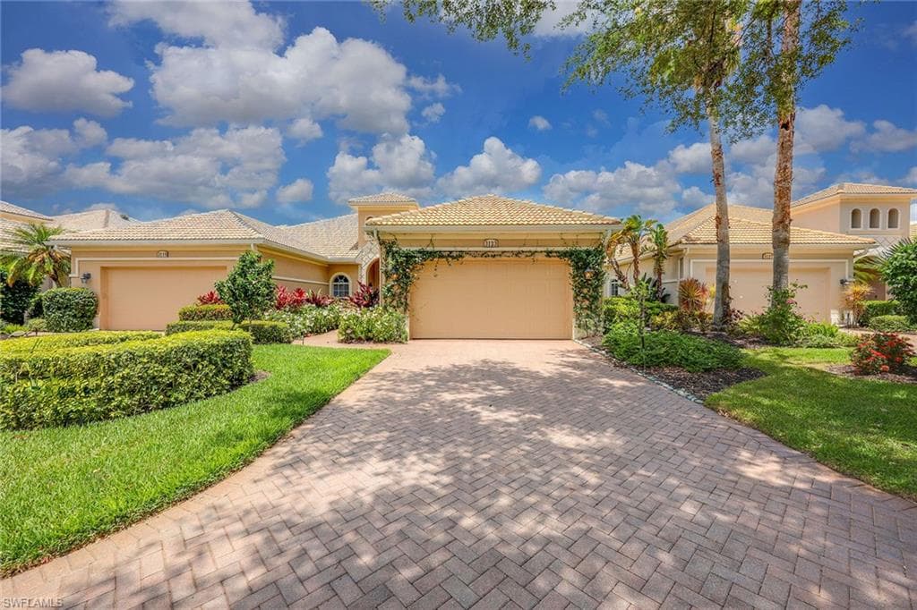 3123 Santorini CT NAPLES, FL 34119