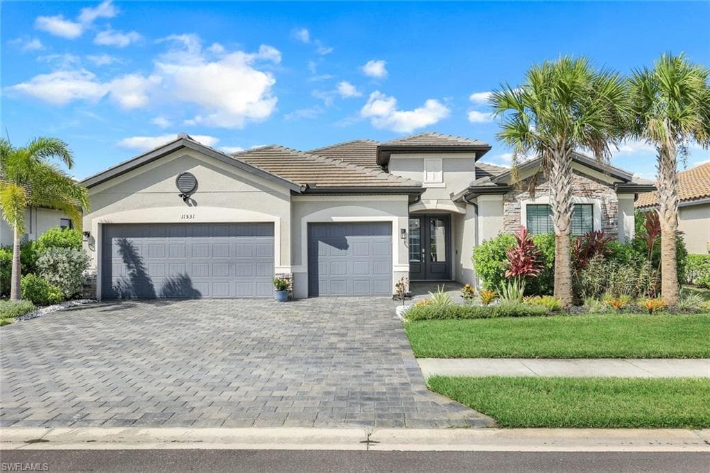 11531 Canopy LOOP FORT MYERS, FL 33913