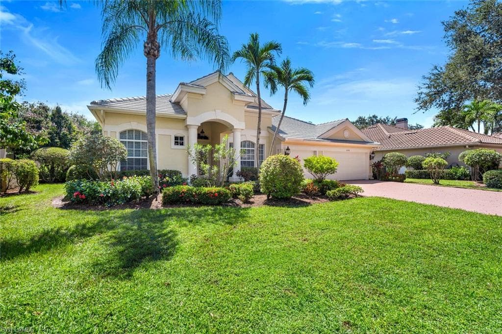 1078 Camelot CIR NAPLES, FL 34119