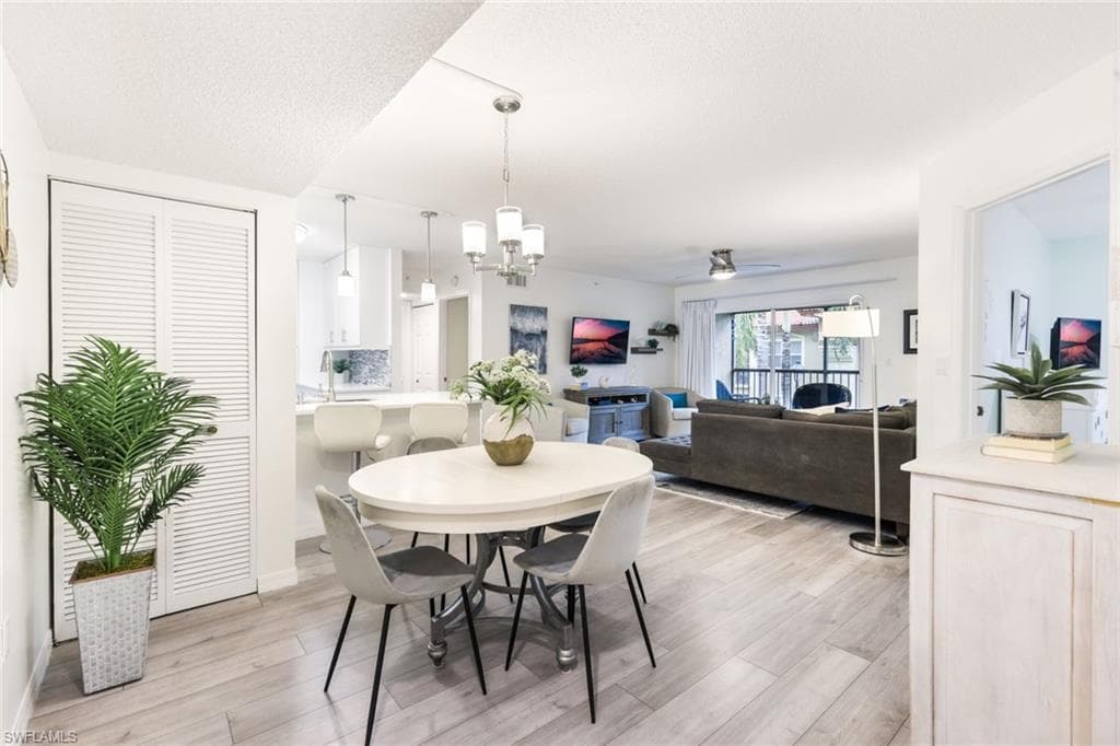 8950 Colonnades CT E 826 BONITA SPRINGS, FL 34135