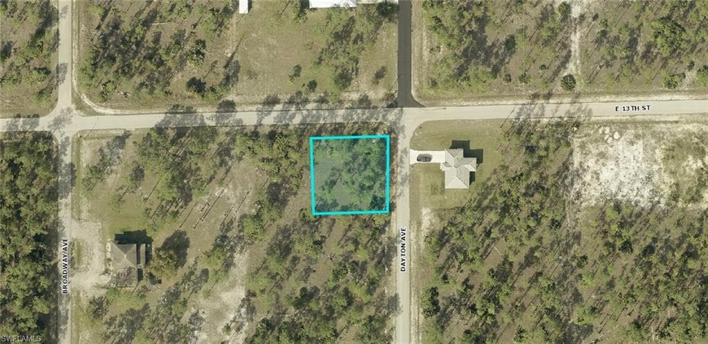 1606 E 13th ST LEHIGH ACRES, FL 33972