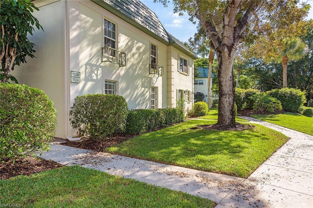 112 Bob O Link WAY 12B NAPLES, FL 34105