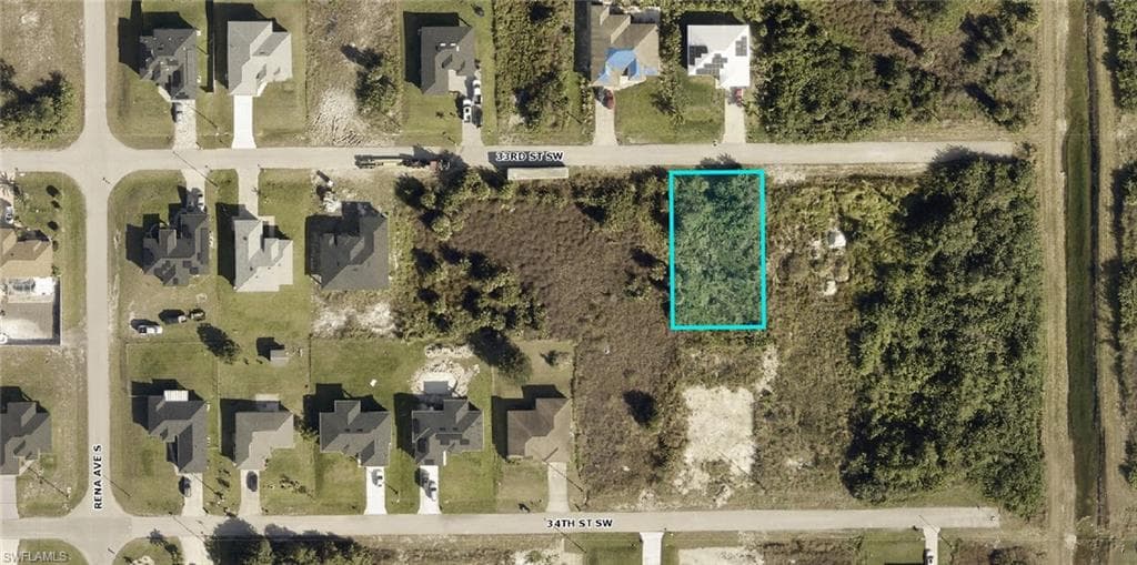 3207 33rd ST SW LEHIGH ACRES, FL 33976