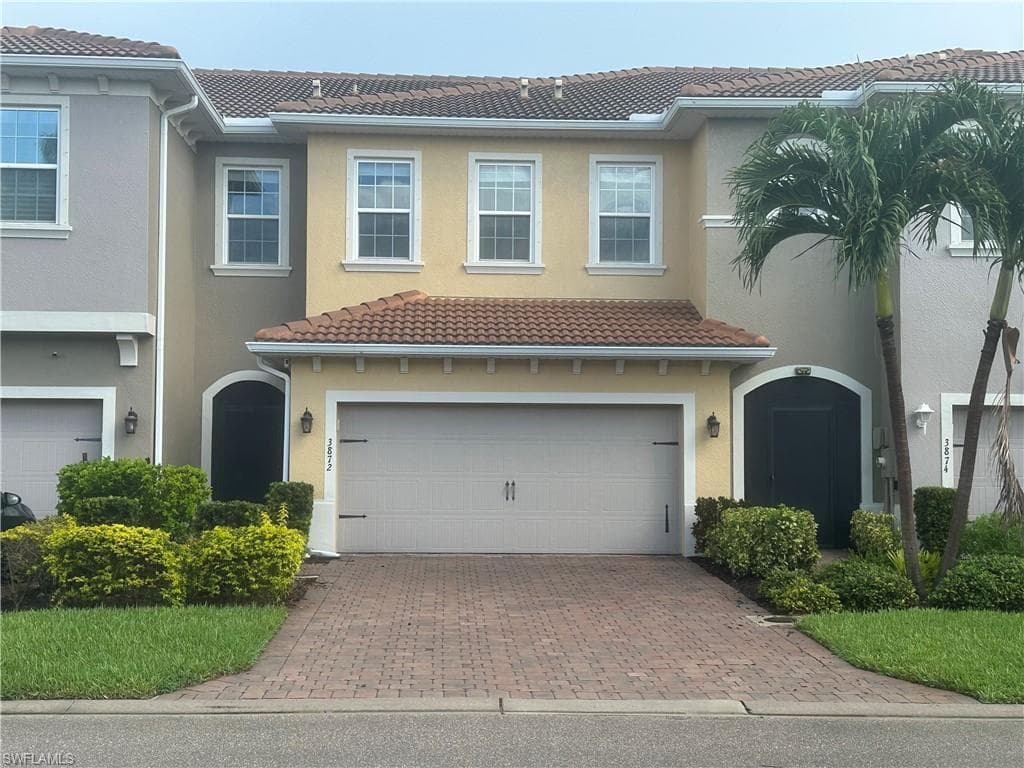 3872 Burrfield ST FORT MYERS, FL 33916