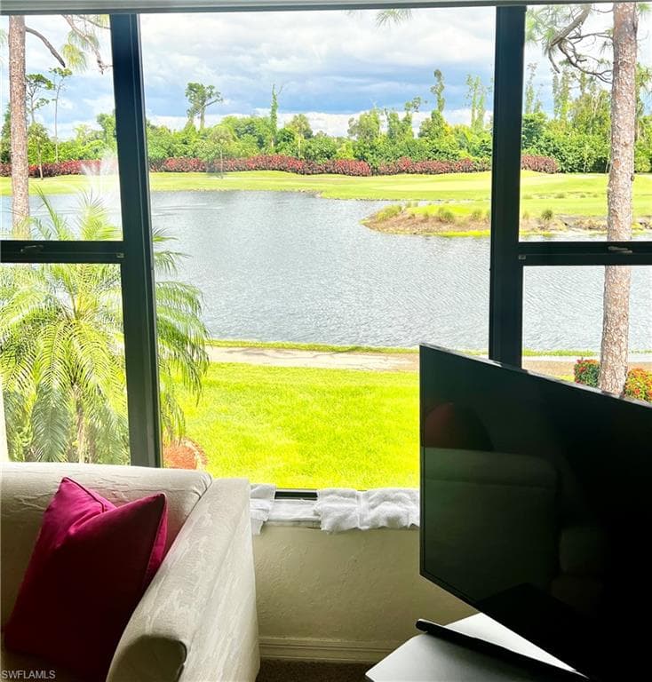 5925 Trailwinds DR 926 FORT MYERS, FL 33907