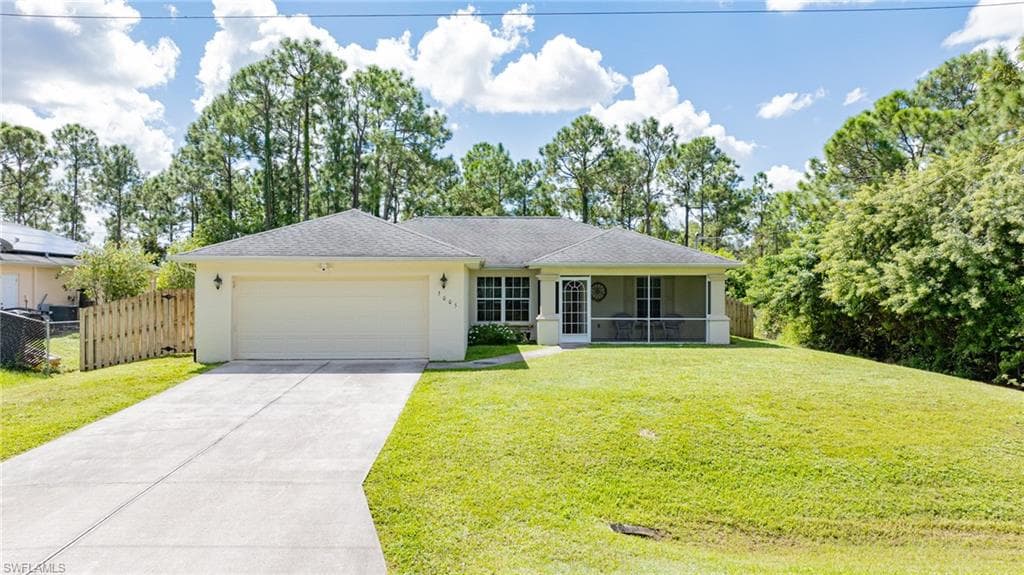 3005 46th ST W LEHIGH ACRES, FL 33971