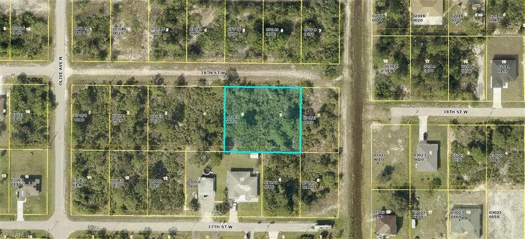 3105 38th ST W LEHIGH ACRES, FL 33971