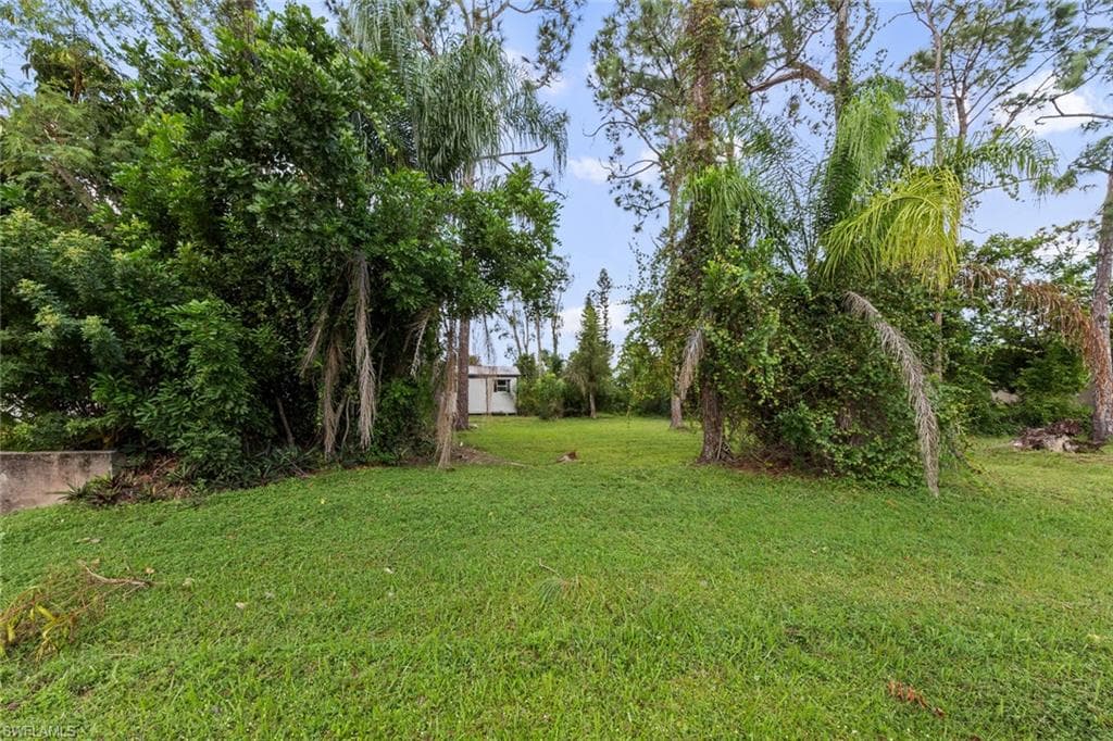19057 Bartow BLVD FORT MYERS, FL 33967