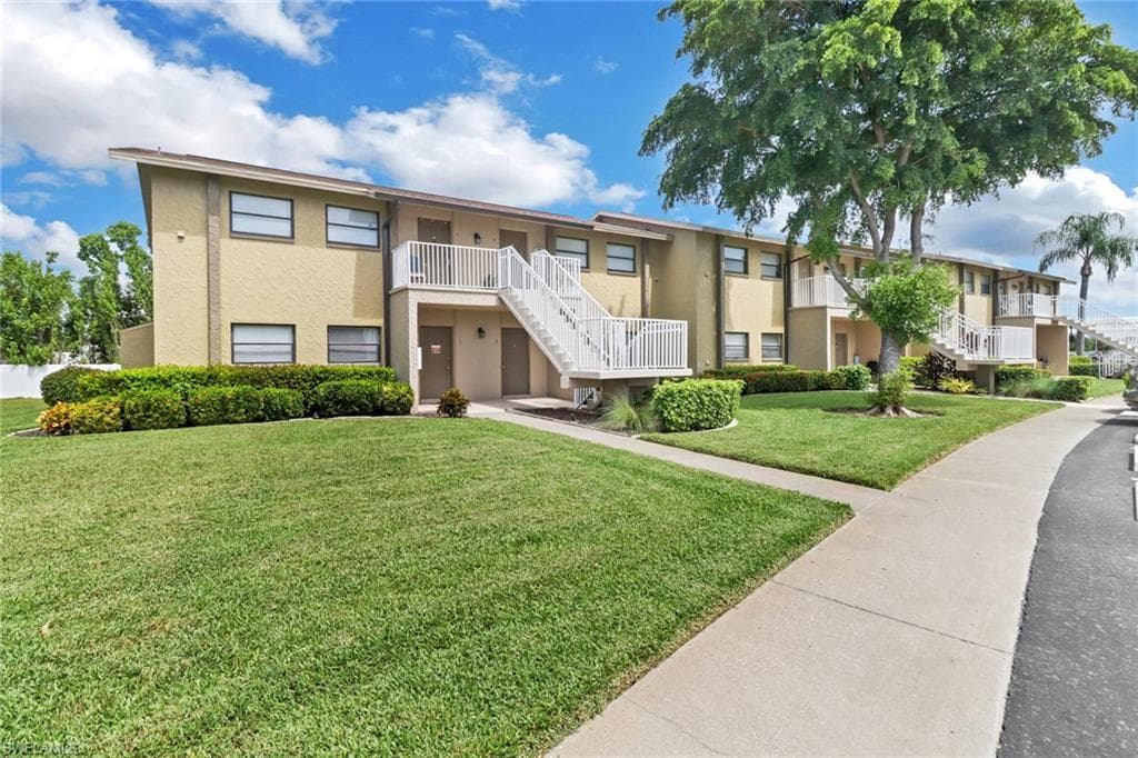 4781 Orange Grove BLVD 1 NORTH FORT MYERS, FL 33903