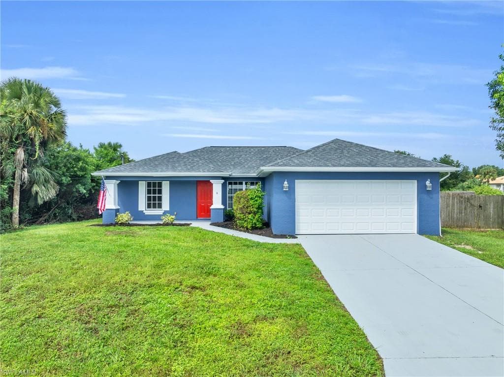 6015 Vera AVE N LEHIGH ACRES, FL 33971