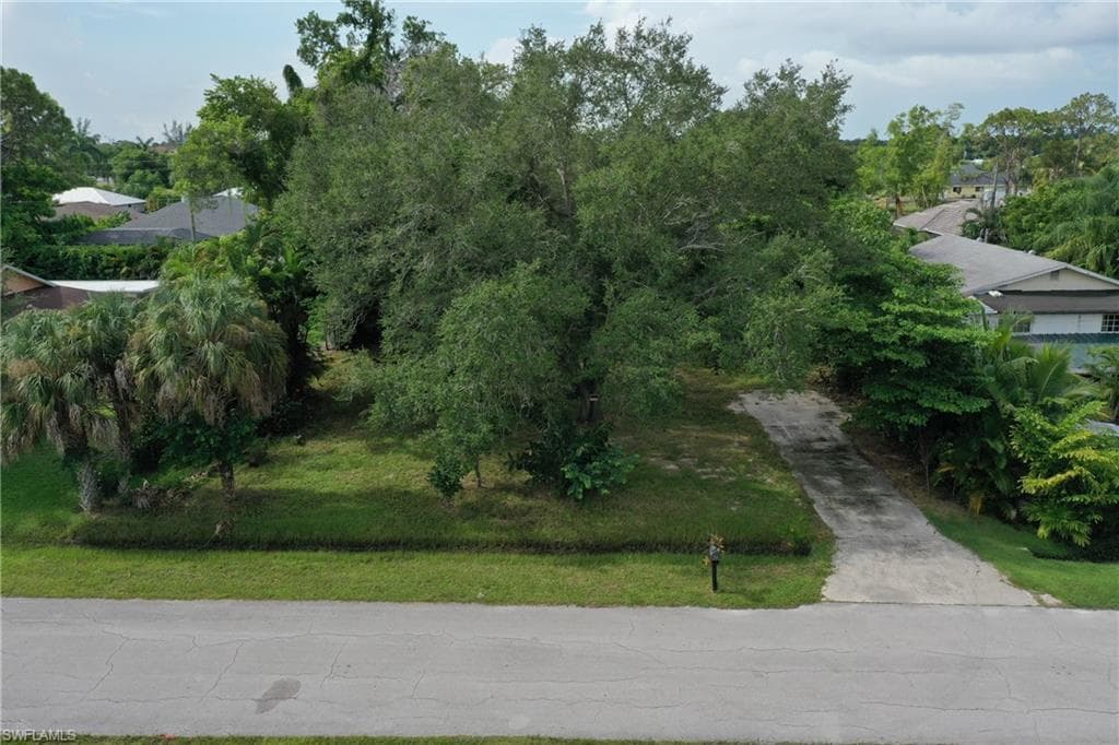 2808 Van Buren AVE NAPLES, FL 34112