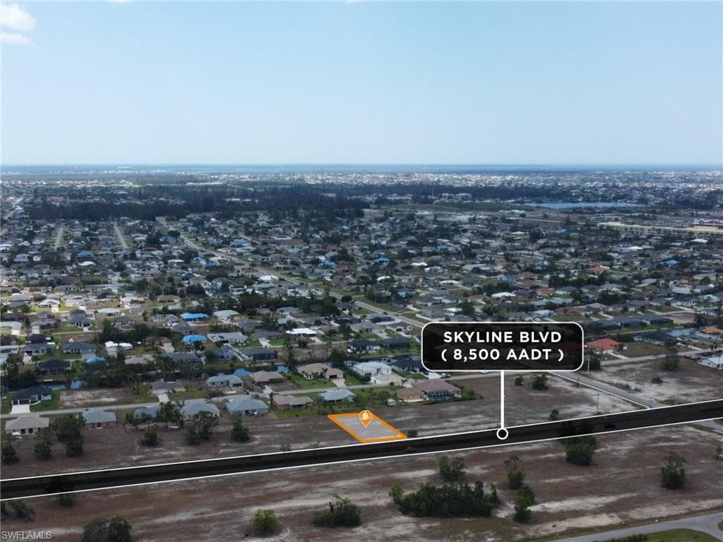 1022 Skyline BLVD CAPE CORAL, FL 33991