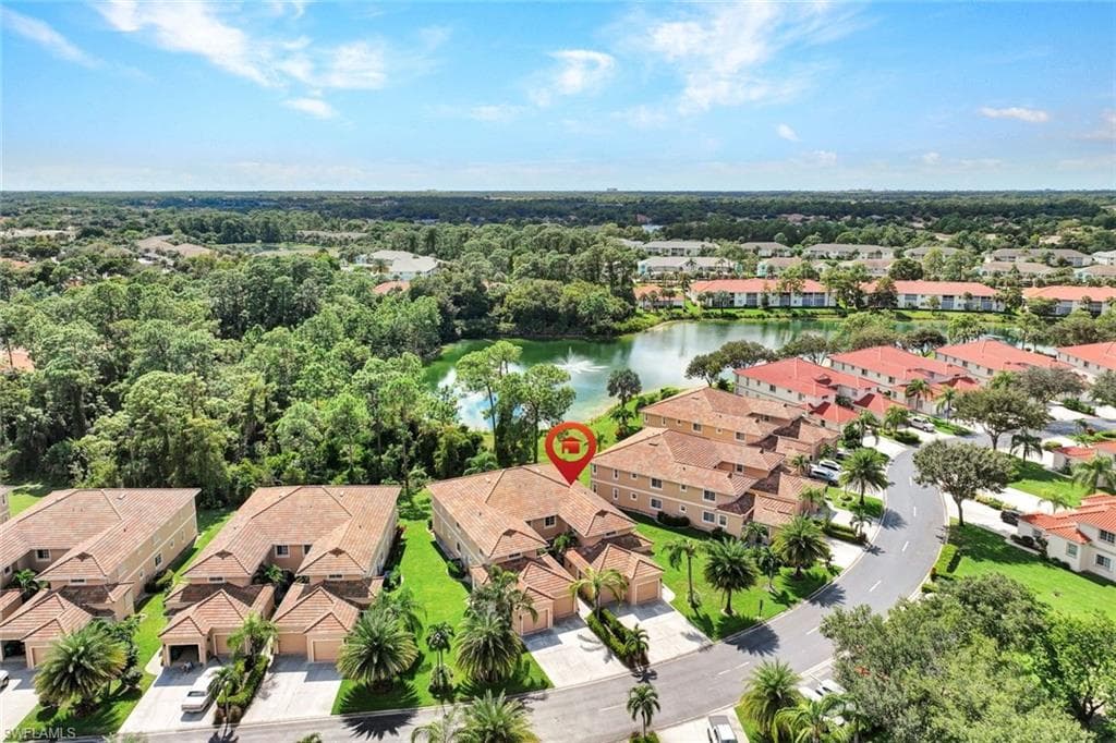 735 Luisa LN 4 NAPLES, FL 34104