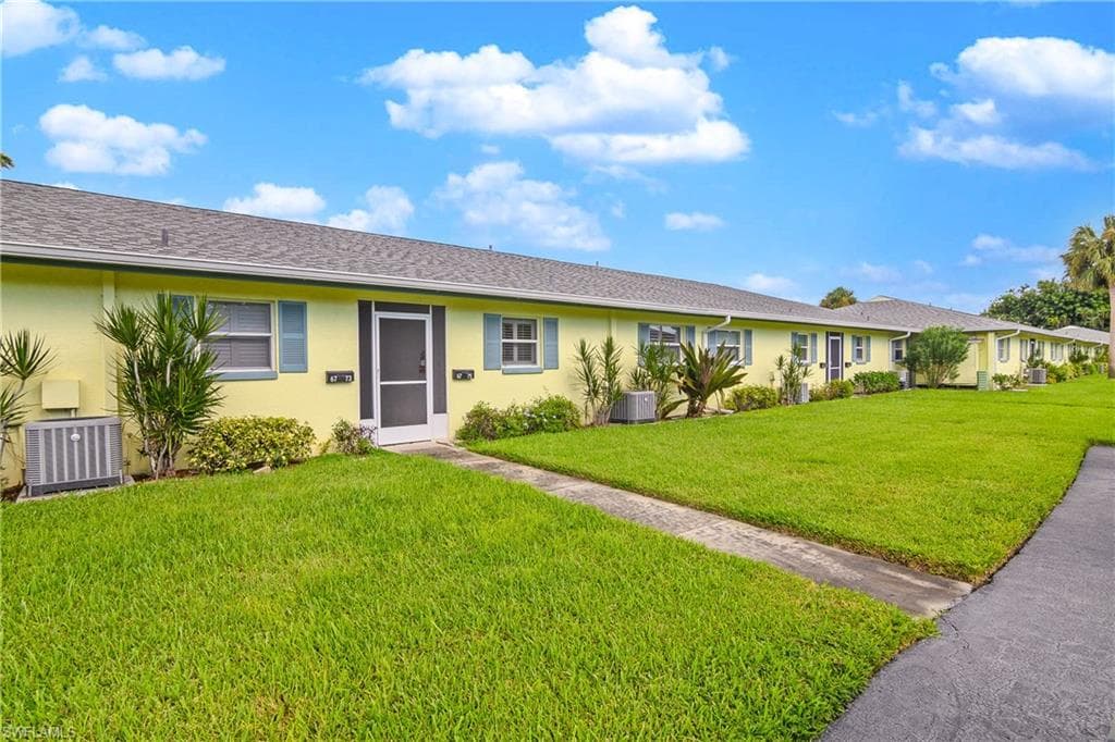 6775 Lake McGregor CIR FORT MYERS, FL 33919