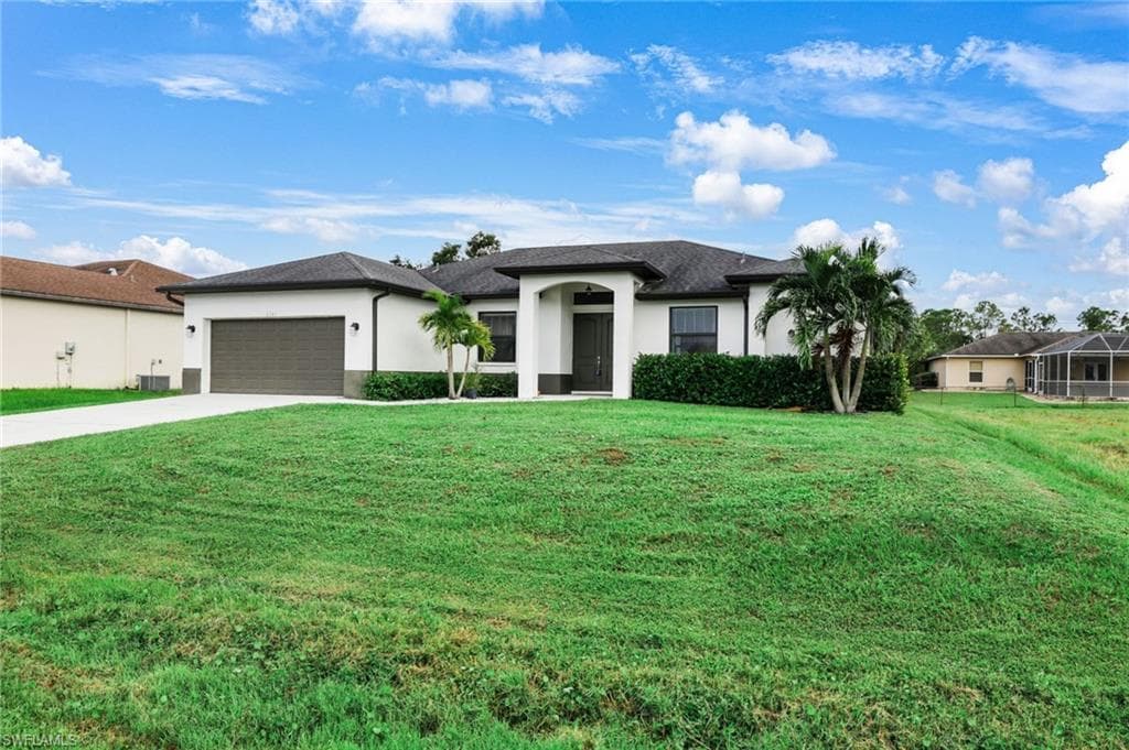 6541 Cedarwood AVE FORT MYERS, FL 33905