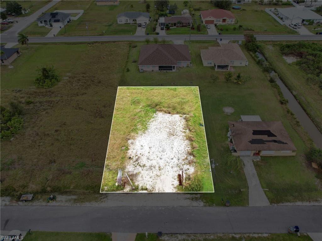 4002 9th ST SW LEHIGH ACRES, FL 33976