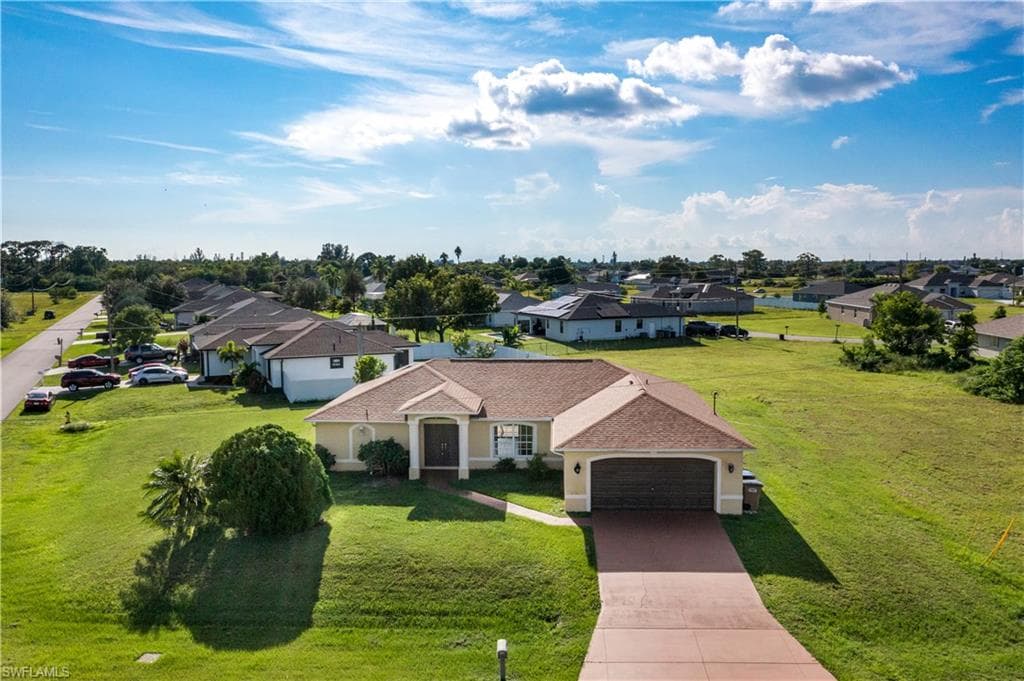 440 NE 7th AVE CAPE CORAL, FL 33909