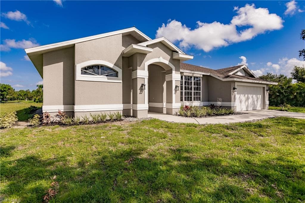 19412 Cypress View DR FORT MYERS, FL 33967