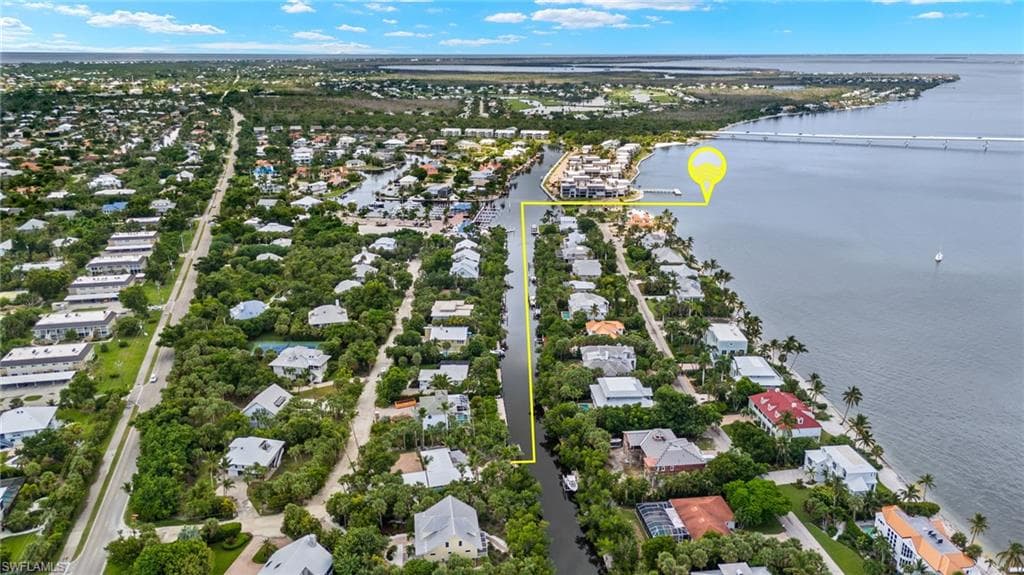 526 N Yachtsman DR SANIBEL, FL 33957