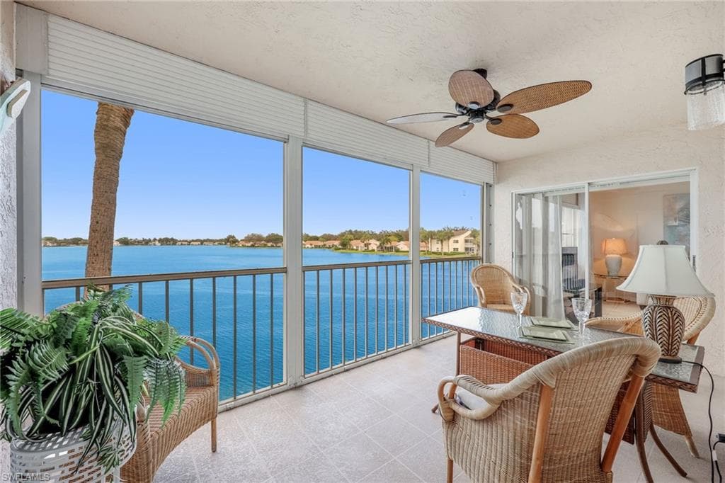 2885 Citrus Lake DR N-202 NAPLES, FL 34109