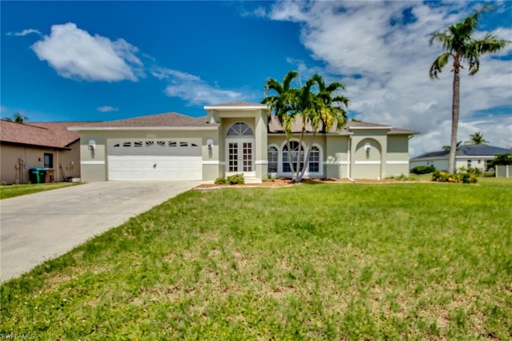 2701 SW 38th TER CAPE CORAL, FL 33914