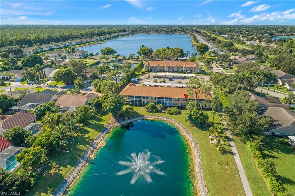 2250 Crown Pointe BLVD E-221 NAPLES, FL 34112
