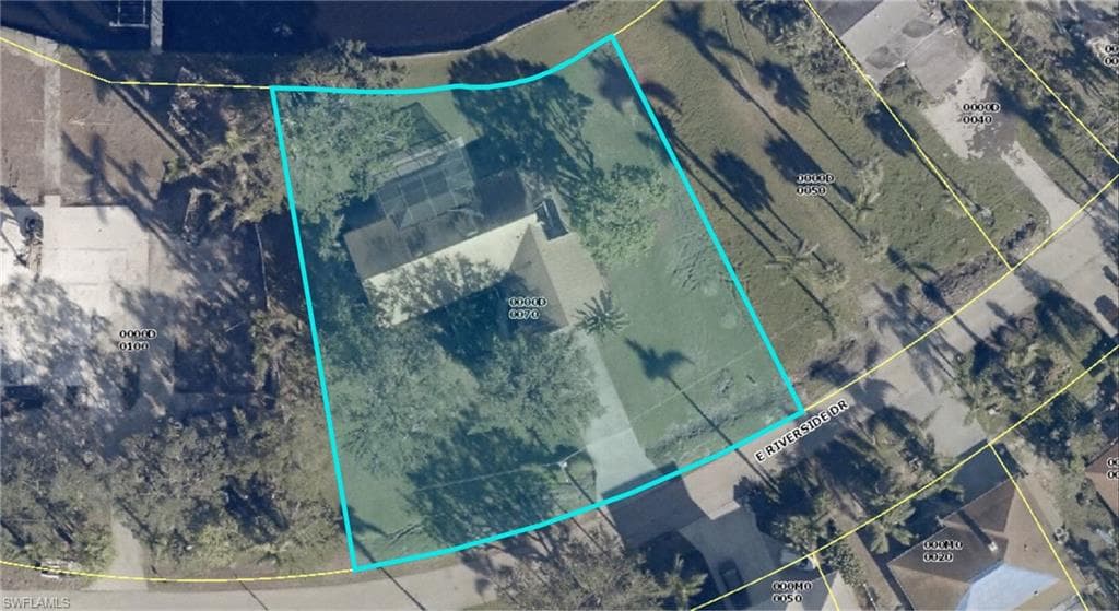 4537 E Riverside DR FORT MYERS, FL 33905