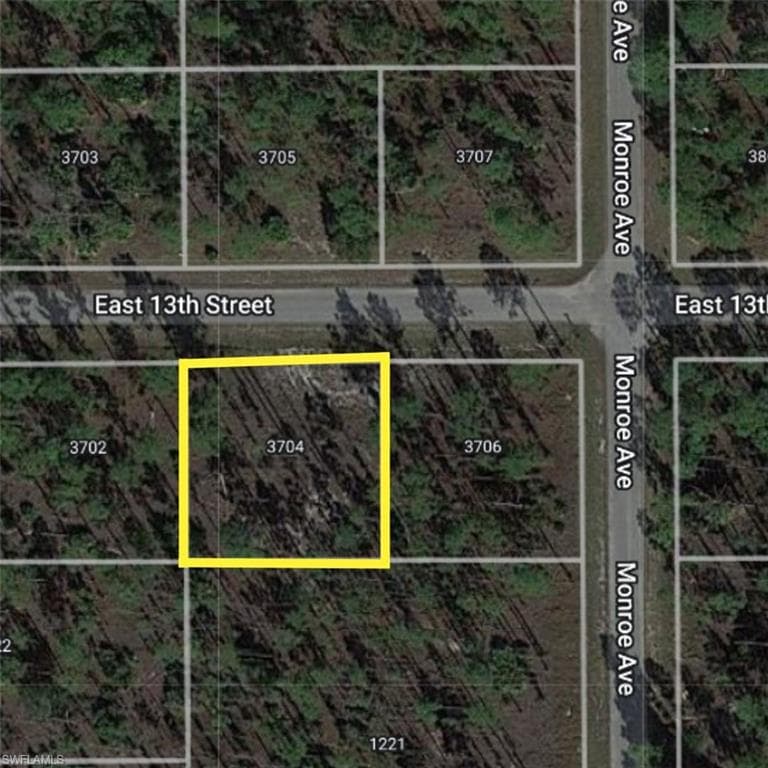 3704 E 13th ST LEHIGH ACRES, FL 33972