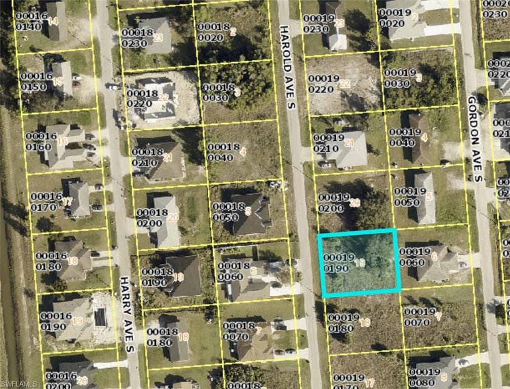 1123 Harold AVE S LEHIGH ACRES, FL 33973