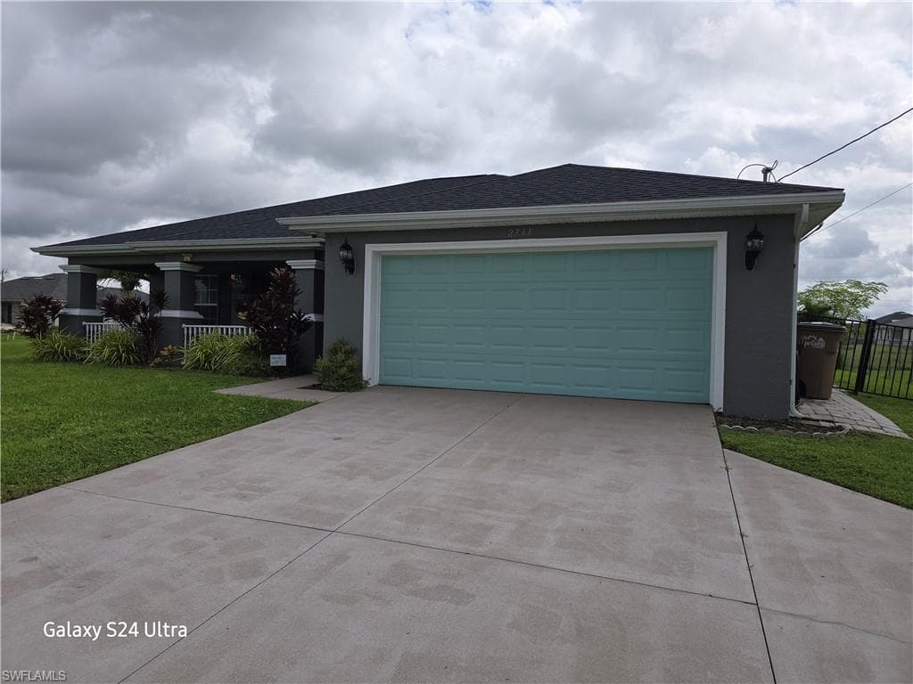 2711 Nelson RD N CAPE CORAL, FL 33993