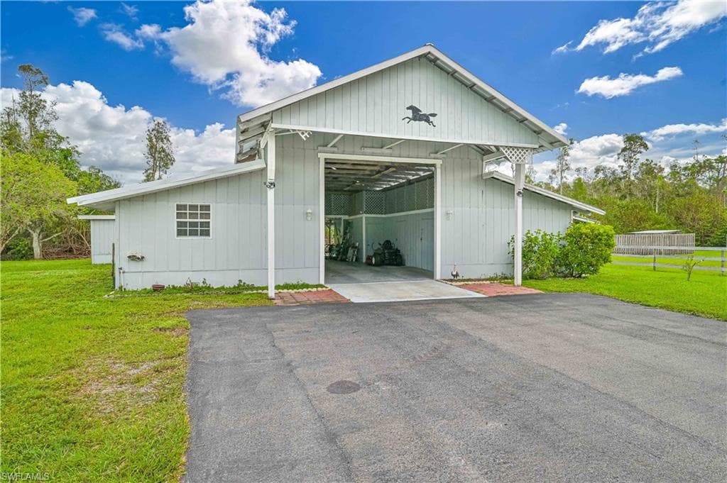 12240 Honeysuckle RD FORT MYERS, FL 33966