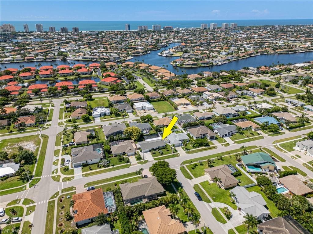 218 Bermuda RD MARCO ISLAND, FL 34145