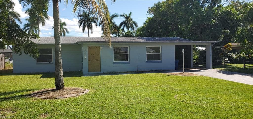 1422 Mandel RD FORT MYERS, FL 33919