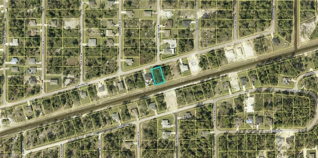 2709 Darlene PL LEHIGH ACRES, FL 33971