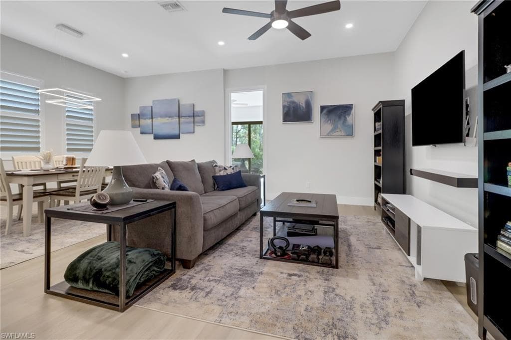 5820 Jasper Way 101 NAPLES, FL 34112
