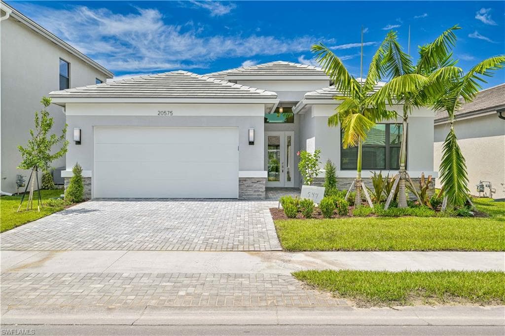 20575 Fair Oak LN ESTERO, FL 33928