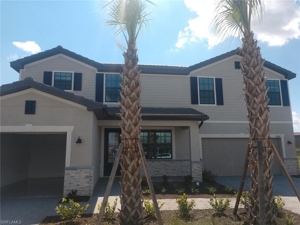 10984 Elmtree LOOP FORT MYERS, FL 33913