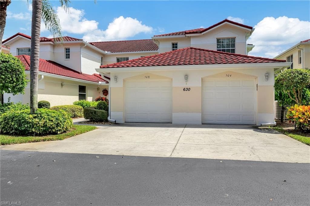 630 Lalique CIR 504 NAPLES, FL 34119