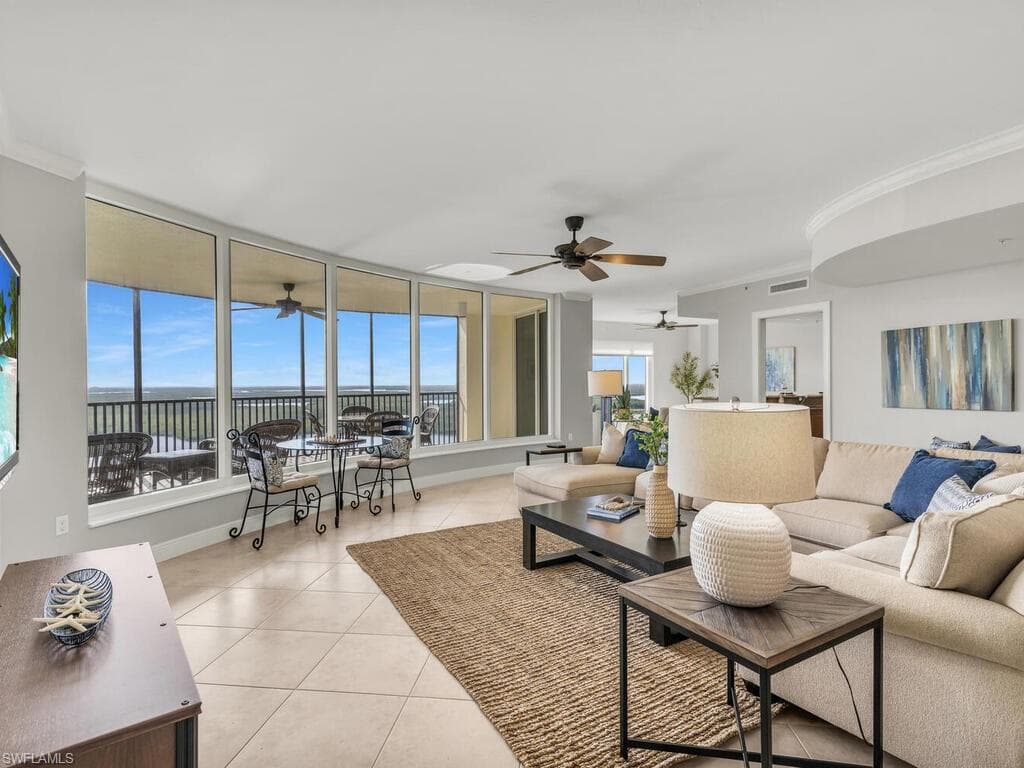 1050 Borghese LN 1903 NAPLES, FL 34114