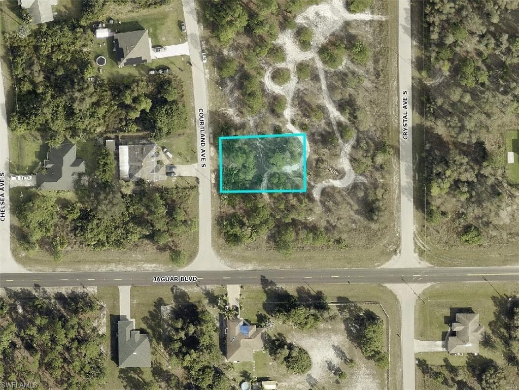 771 Courtland AVE S LEHIGH ACRES, FL 33974