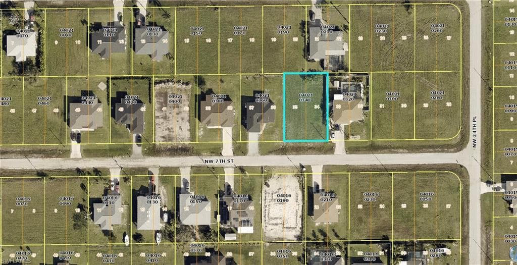 2437 NW 7th ST CAPE CORAL, FL 33993