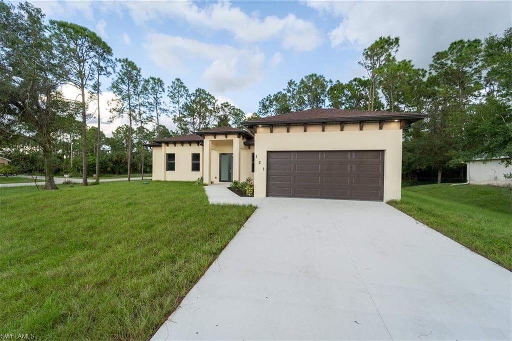 121 Brenda AVE LEHIGH ACRES, FL 33974