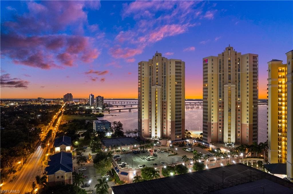 2743 1st ST 1203 FORT MYERS, FL 33916