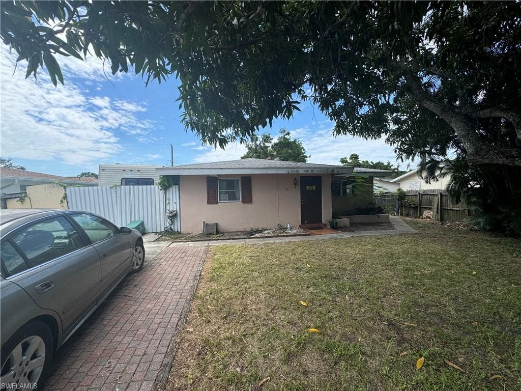 3508 Cherokee ST NAPLES, FL 34112