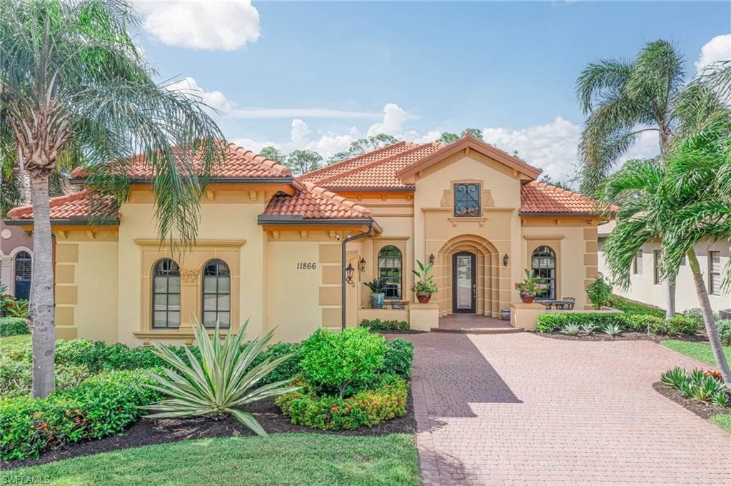 11866 Rosalinda CT FORT MYERS, FL 33912