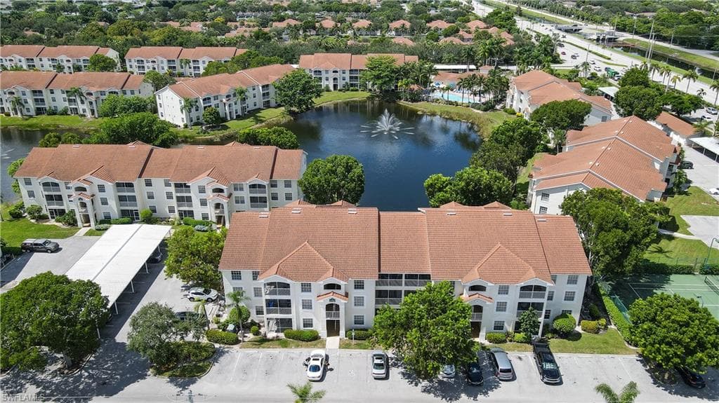 4700 Saint Croix LN 316 NAPLES, FL 34109