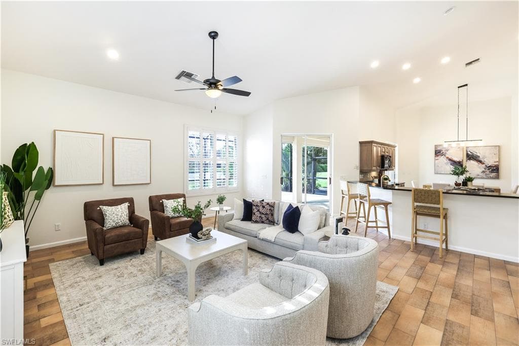 6346 Old Mahogany CT NAPLES, FL 34109